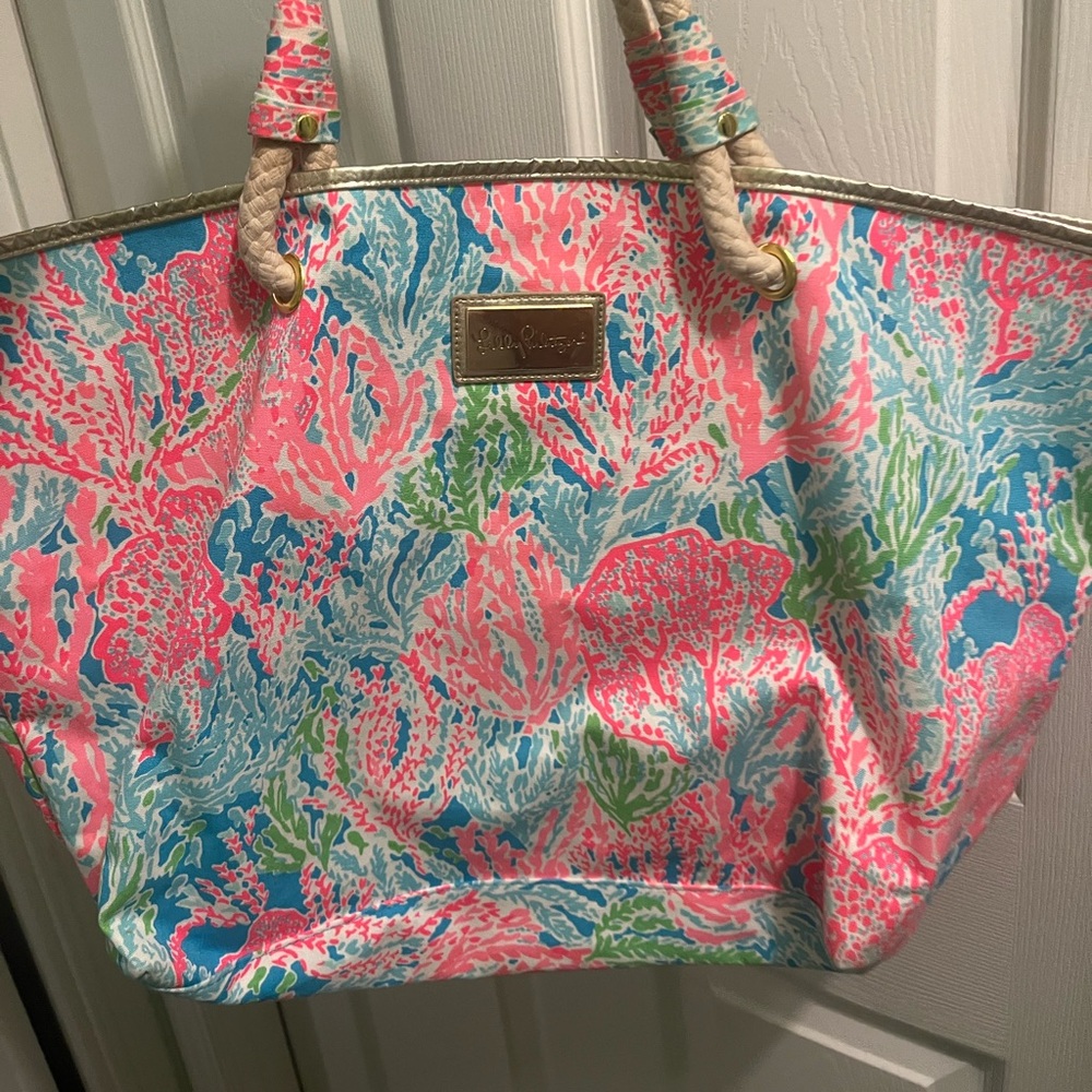 Lilly Pulitzer let’s cha cha shoreline tote